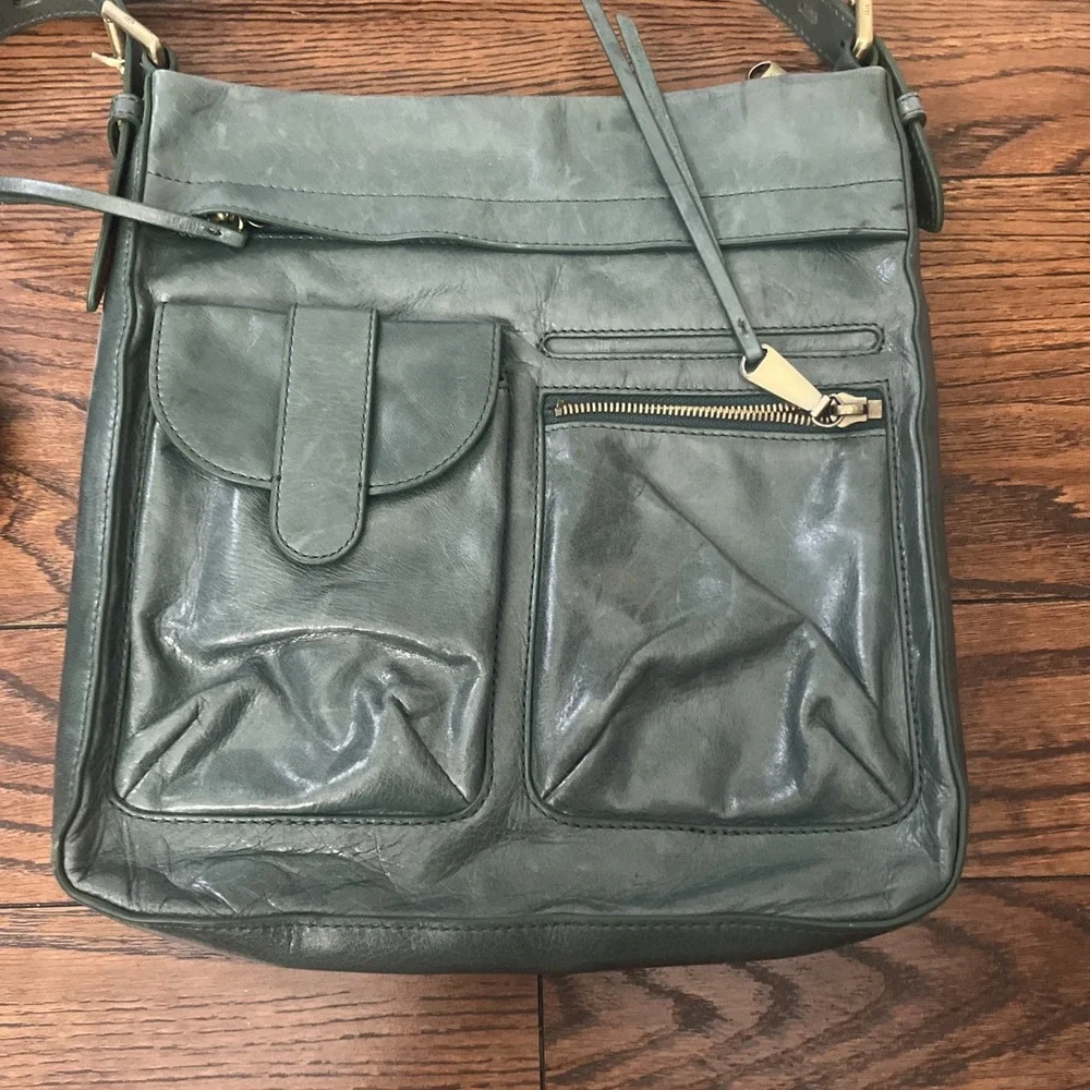 HOBO International Crusade Crossbody Bag Purse Leather - Green